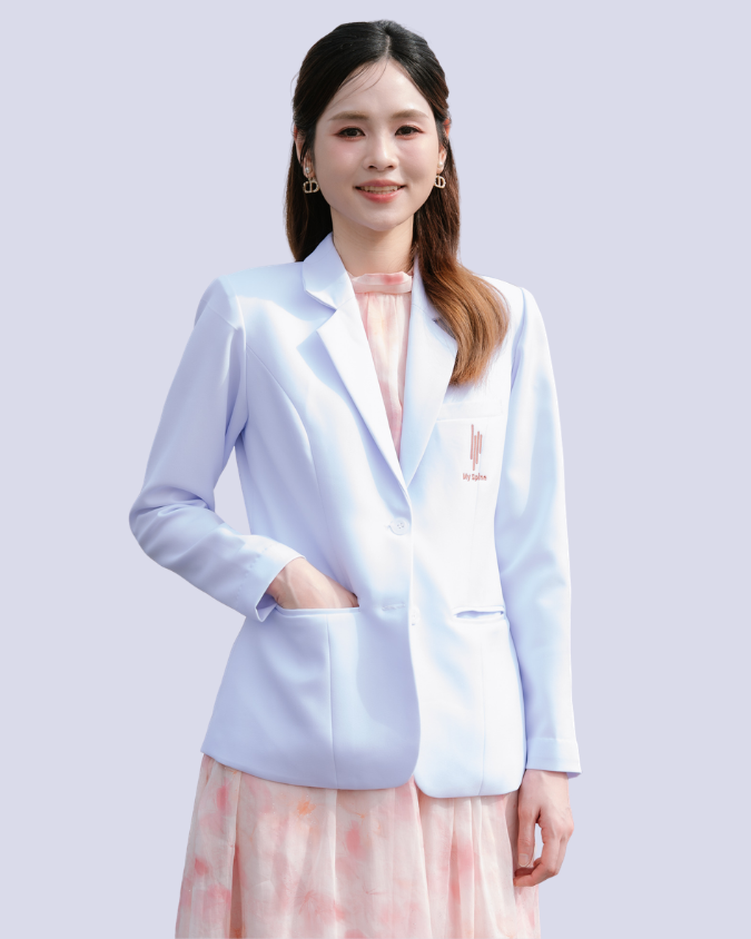 แพทย์หญิง ธัญลักษณ์ จิวะวิทูรกิจ